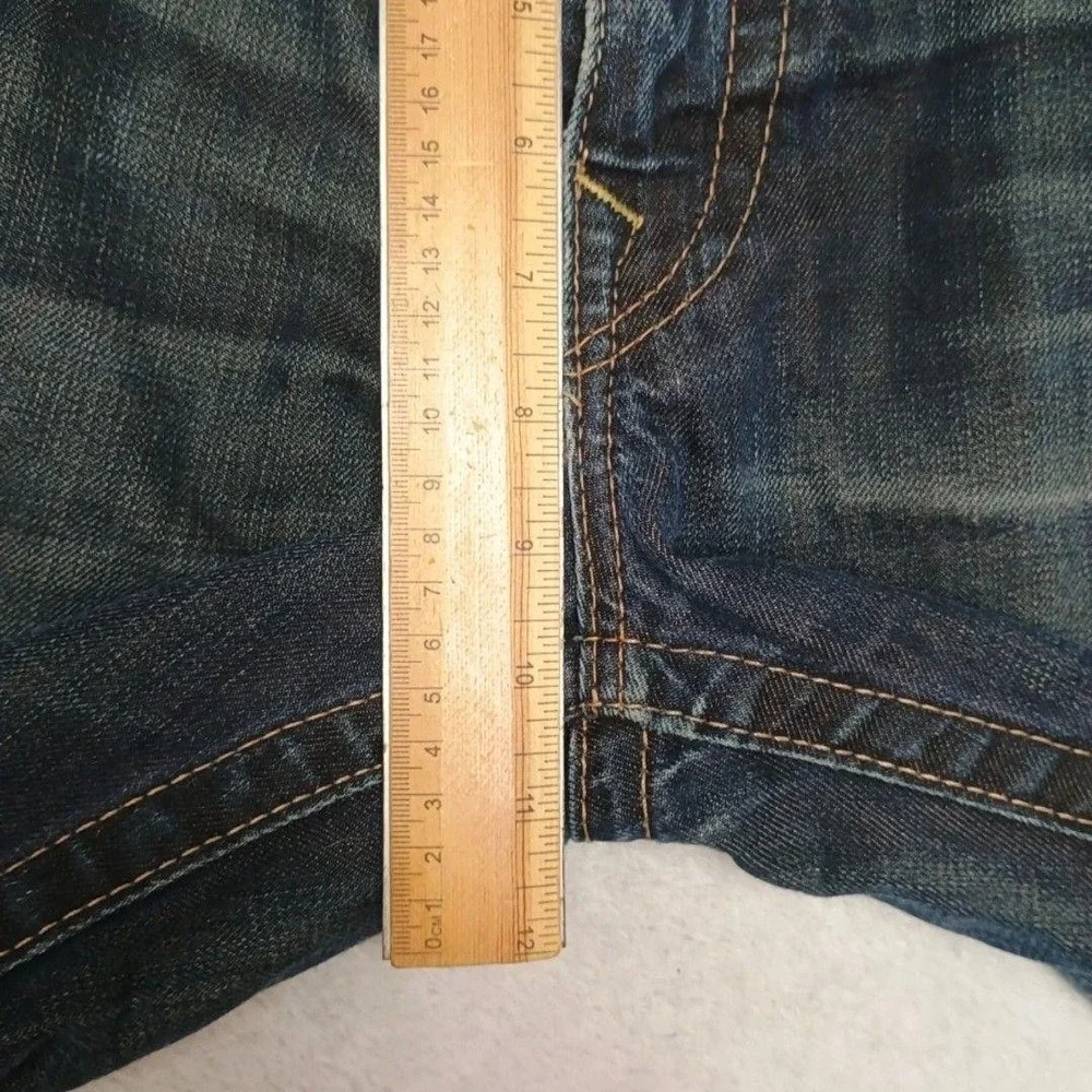 True Religion Jeans Mens 34x30 Blue Straight Medium Wash Distressed Logo USA